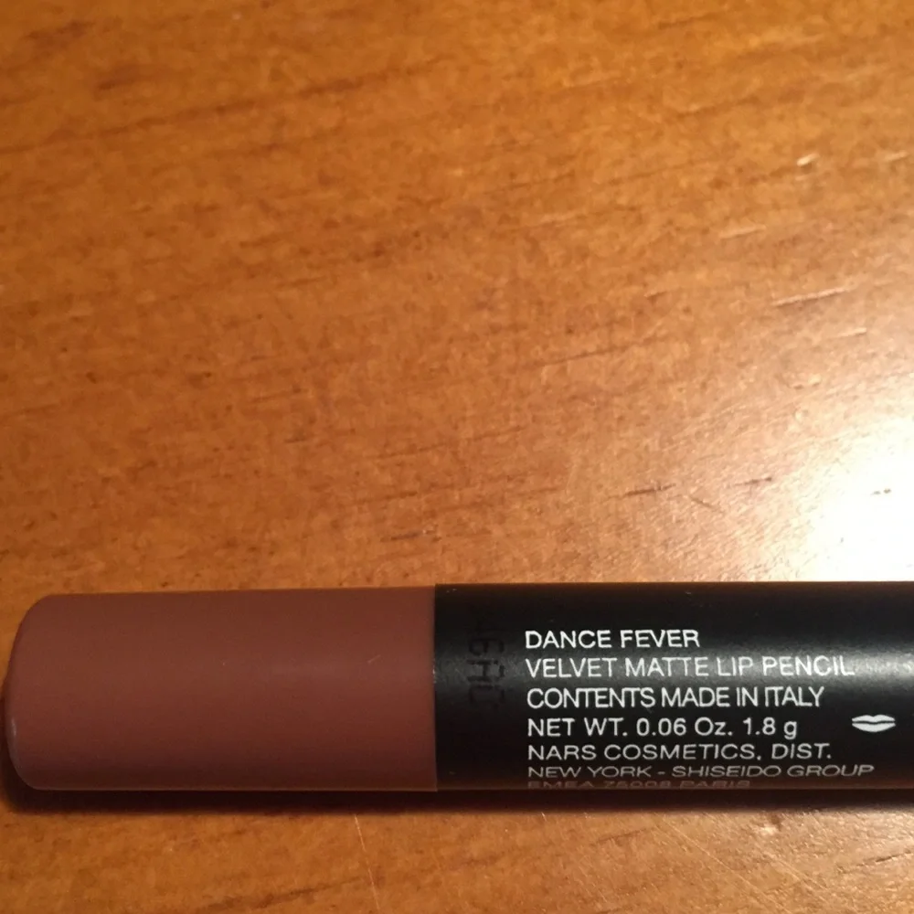 NARS Lip Pencil Dance Fever - Picture 6 of 12